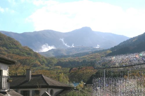 噴気が上がっているあたりが大涌谷